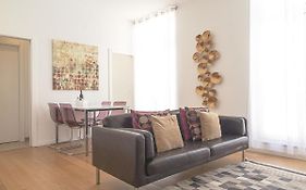 Baixa Chiado 2 Bedroom Duplex Apt With Ac Elevator